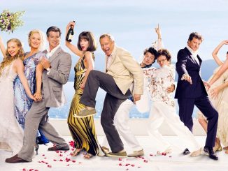Mamma Mia! (2008) 720p HEVC BluRay Dual Audio [Hindi-Eng] x265 640MB